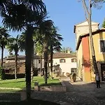 Casa Mancia 3* Фолиньо